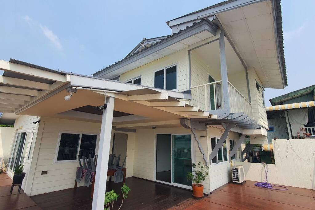Riverfront House/chao Phraya River/baan Rimphraya 度假居 *